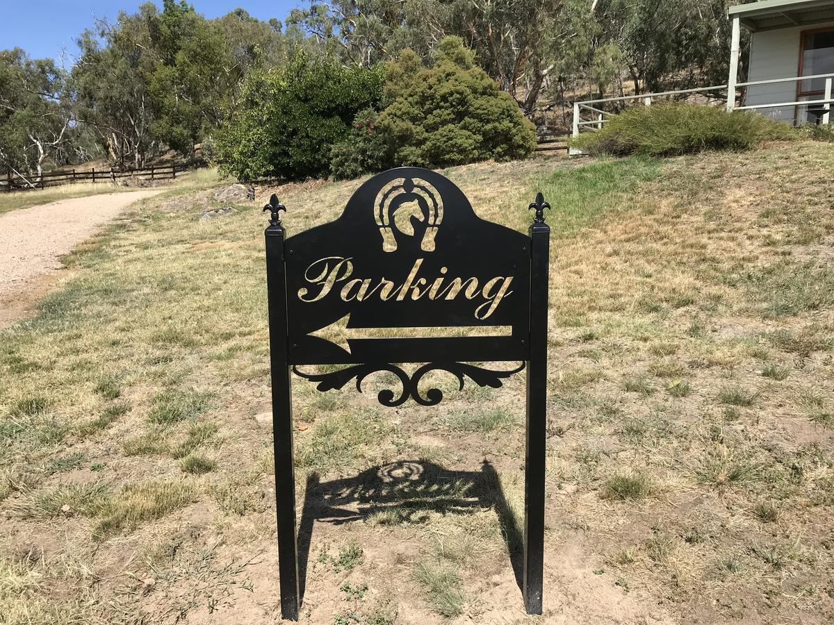 Warby Cottage Wangaratta Eksteriør bilde